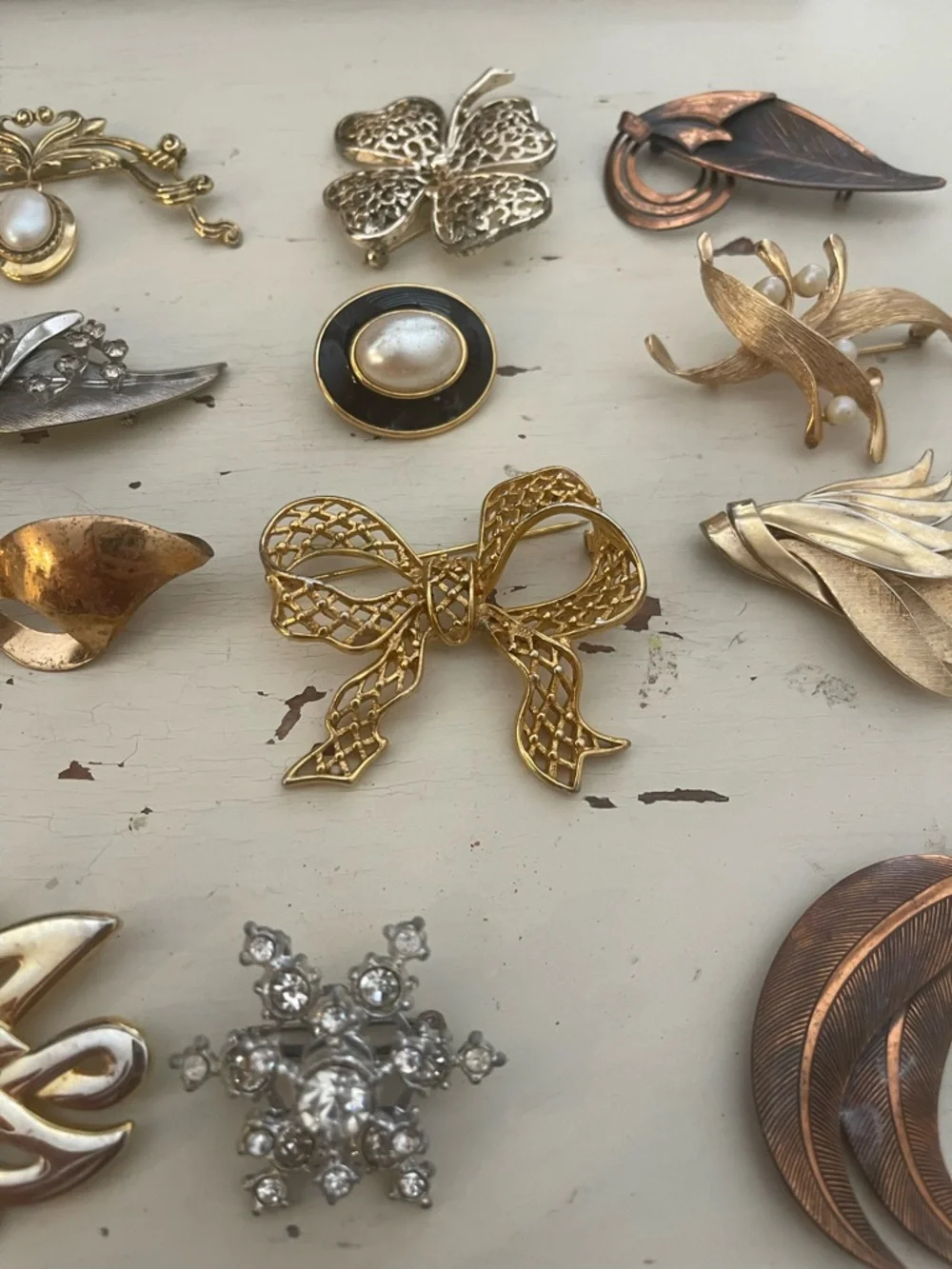 Vintage brooches HAVE WEAR AND TEAR (pls note overall value over 400$) - Picture 6 of 16